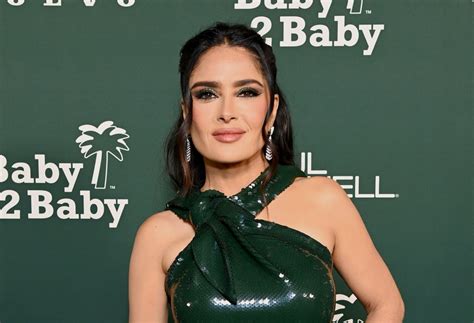 Salma Hayek foto redes sin ropa